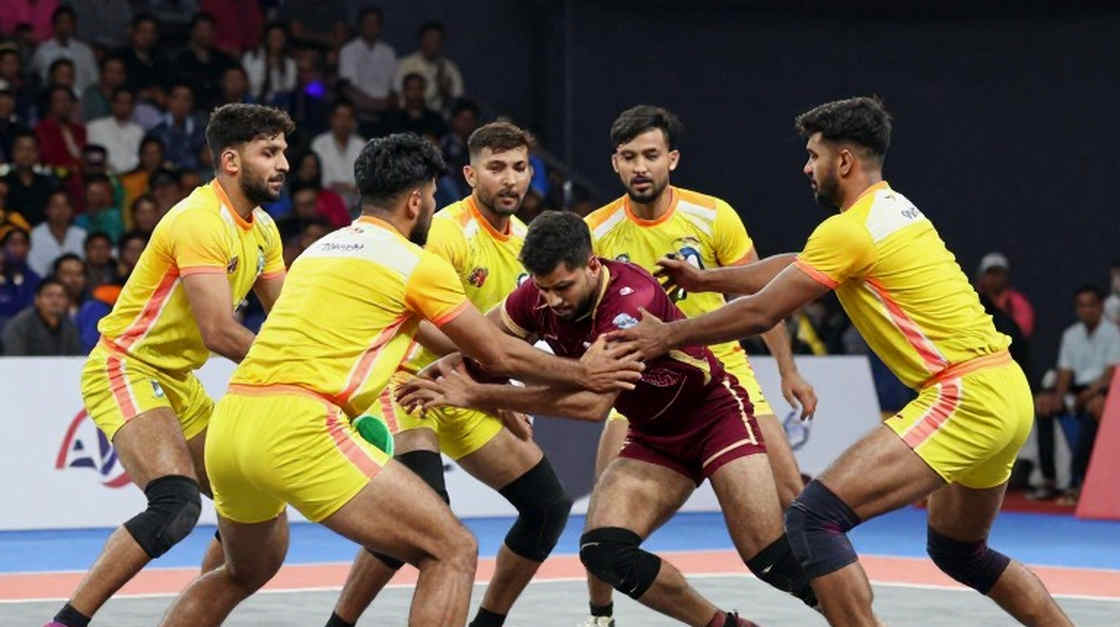 ৪৮–২৫-এর ভেতরের ৪৪ শতাংশ: ভারত-বাংলাদেশ কাবাডি ম্যাচের স্কোরবোর্ড যেটা চুপচাপ গোপন রাখল